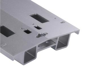Aluminio modificado para requisitos particulares del servicio de la fabricación del perfil de la perforación del CNC del OEM