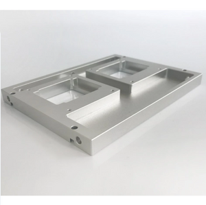 Bloque de extrusión de aluminio Recinto de perfil personalizado de fresado CNC de precisión